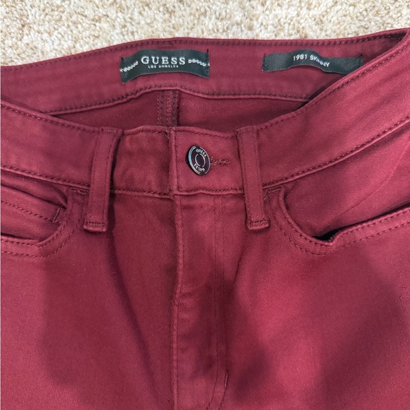 Guess Jeggings in Dark Red. - Picture 4 of 4